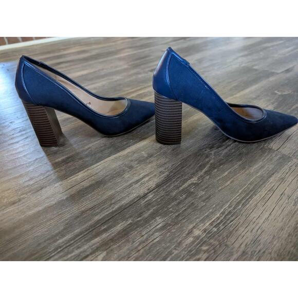 Ann Taylor Blue Suede Block Heels Pumps Size 7 M Pointed Toe - Picture 5 of 10